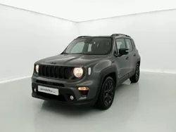 Gris grafito metálico Usado 2022 Jeep Renegade Night Eagle SUV | 17.000 € (Precio justo)