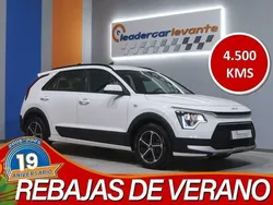 Blanco Usado 2024 Kia Niro SUV | 25.900 € (Precio justo)