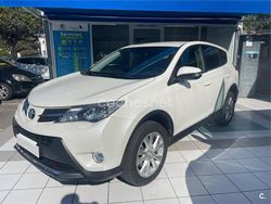 Blanco Usado 2013 Toyota RAV4 Executive SUV | 19.900 € (Un poco caro)