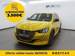 Amarillo Nuevo 2024 Peugeot e-208 Allure Utilitario | 22.995 €