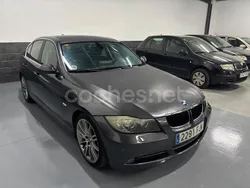 Negro Usado 2007 BMW 330 Berlina | 7250 € (Buen precio)