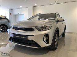 Plateado Nuevo 2025 Kia Stonic SUV | 19.990 € (Precio justo)