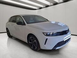 Blanco Usado 2023 Opel Astra Elegance Berlina | 15.900 € (Buen precio)