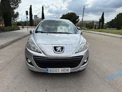 Gris / plata Usado 2012 Peugeot 207 Active Berlina | 2999 € (Precio justo)