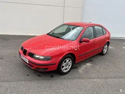 Rojo Usado 2001 Seat Leon Sport Berlina | 1350 € (Buen precio)