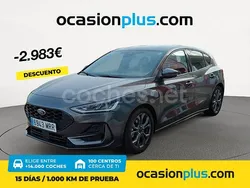 Gris / plata Usado 2024 Ford Focus ST-Line Berlina | 22.700 € (Precio justo)