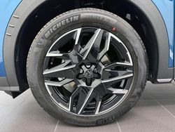 Azul Nuevo 2025 Peugeot 3008 Allure | 30.700 € (Buen precio)