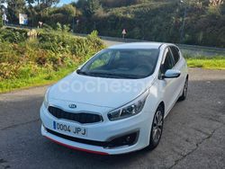 Blanco Usado 2016 Kia Ceed GT Berlina | 7900 € (Precio justo)