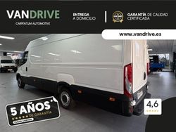 Blanco Usado 2016 Iveco Daily Berlina | 14.900 €