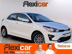 Blanco Usado 2022 Kia Rio Berlina | 12.990 € (Precio justo)