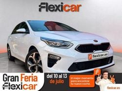 Blanco Usado 2018 Kia Ceed GT GT-Line Berlina | 16.490 € (Un poco caro)