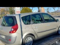 Beige Usado 2007 Renault Grand Scénic II Dynamique Monovolumen | 3600 € (Un poco caro)