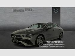 Gris / plata Usado 2023 Mercedes CLA200 Berlina | 37.990 € (Precio justo)