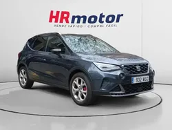 Negro Usado 2024 Seat Arona FR SUV | 21.210 € (Precio justo)