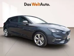 Gris Usado 2024 Seat Leon FR Berlina | 24.490 € (Precio justo)