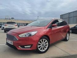 Rojo Usado 2016 Ford Focus Titanium Familiar | 10.990 € (Precio justo)
