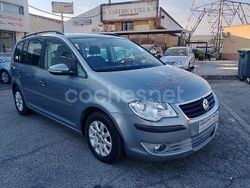Gris / plata Usado 2010 VW Touran Edition Monovolumen | 6500 € (Un poco caro)
