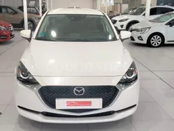Blanco Usado 2021 Mazda 2 Berlina | 15.700 € (Precio justo)