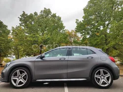 Gris / plata Usado 2014 Mercedes GLA220 AMG line SUV | 15.999 € (Precio justo)
