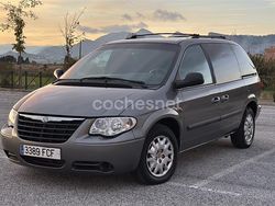 Gris / plata Usado 2006 Chrysler Voyager Monovolumen | 3950 € (Buen precio)