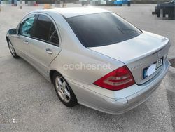 Gris / plata Usado 2002 Mercedes C220 Avantgarde Berlina | 5000 € (Precio justo)