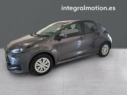 Gris Usado 2022 Toyota Yaris Business Edition Berlina | 16.900 € (Un poco caro)