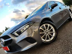 Gris / plata Usado 2019 Mercedes A250 Berlina | 31.900 € (Precio justo)