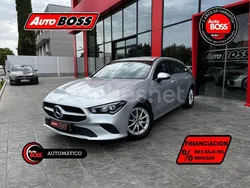 Gris / plata Usado 2020 Mercedes CLA200 Shooting Brake Familiar | 23.950 € (Super precio)