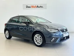 Gris Usado 2023 Seat Ibiza FR Berlina | 17.900 € (Precio justo)