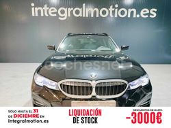 Negro Usado 2021 BMW 320e Familiar | 39.900 € (Caro)