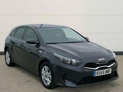 Otro Usado 2023 Kia Ceed | 22.000 € (Un poco caro)