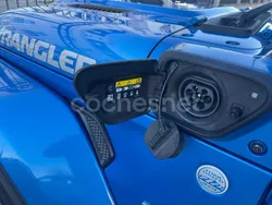 Azul Usado 2023 Jeep Wrangler Sahara SUV | 55.500 €