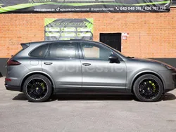 Gris / plata Usado 2016 Porsche Cayenne S E-Hybrid SUV | 35.990 € (Precio justo)