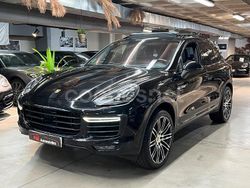 Negro Usado 2015 Porsche Cayenne Turbo SUV | 33.990 €