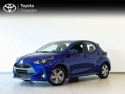Azul Usado 2024 Toyota Yaris Hybrid Active Berlina | 22.350 € (Precio justo)