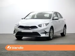 Blanco Usado 2024 Kia Ceed Utilitario | 18.900 € (Precio justo)