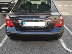 Negro Usado 2004 Ford Mondeo Trend Berlina | 2000 € (Buen precio)