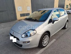 Gris / plata Usado 2013 Fiat Punto Lounge Utilitario | 6995 € (Un poco caro)