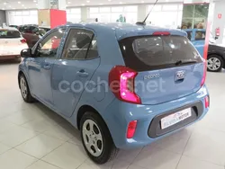 Violeta / lila Usado 2021 Kia Picanto Utilitario | 9900 € (Precio justo)
