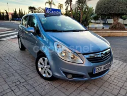 Gris / plata Usado 2009 Opel Corsa Cosmo Berlina | 5490 € (Precio justo)