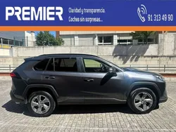 Gris / plata Usado 2021 Toyota RAV4 Hybrid Advance SUV | 30.990 € (Precio justo)