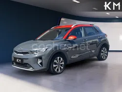 Gris / plata Usado 2022 Kia Stonic SUV | 16.900 € (Precio justo)