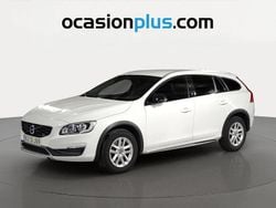 Blanco Usado 2016 Volvo V60 CC Kinetic Familiar | 15.790 € (Buen precio)