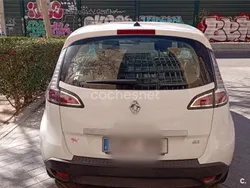 Blanco Usado 2014 Renault Scénic III Expression Monovolumen | 9100 € (Precio justo)