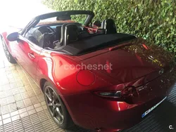 Rojo Usado 2023 Mazda MX5 Descapotable | 28.990 € (Precio justo)