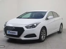 Blanco Usado 2017 Hyundai i40 Berlina | 15.490 € (Un poco caro)