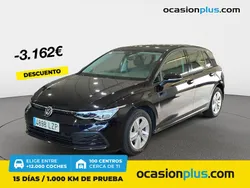 Negro Usado 2022 VW Golf VIII Life Berlina | 19.900 € (Precio justo)