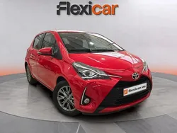 Rojo Usado 2019 Toyota Yaris Active Berlina | 11.990 € (Precio justo)