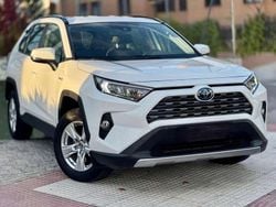 Blanco Usado 2021 Toyota RAV4 Hybrid Style SUV | 26.950 € (Buen precio)