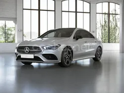 Digital white metallic paint Usado 2021 Mercedes CLA220 AMG line Berlina | 34.900 € (Precio justo)